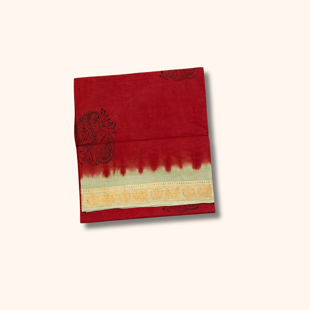 Red Pure Sungudi Cotton Saree with Paisley Motifs & Gold Single-Side Border – No Blouse