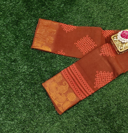 Rust Orange Sungudi Cotton Saree with Kolam Motifs & Paisley Zari Border