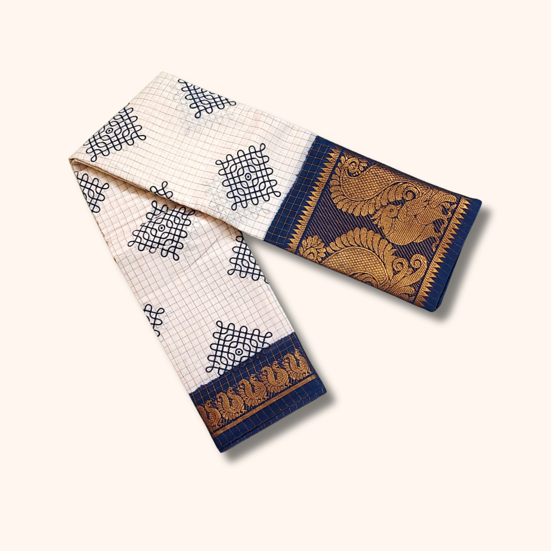 White Checked Kolam Design Sungudi Saree with Navy Blue Border – No Blouse