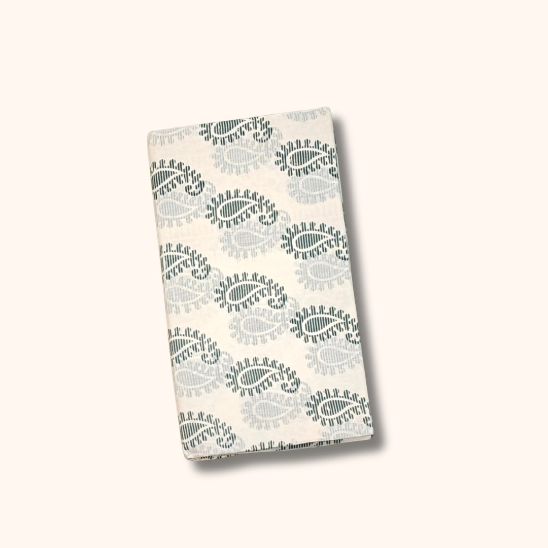Ivory White Paisley Print with Traditional Border