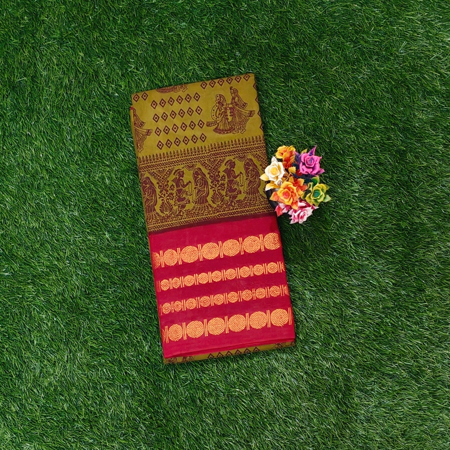 Olive Green Sungudi Cotton Saree with Maroon Traditional Border